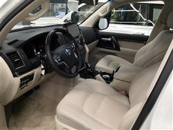 تۆیۆتا لاند کروزەر